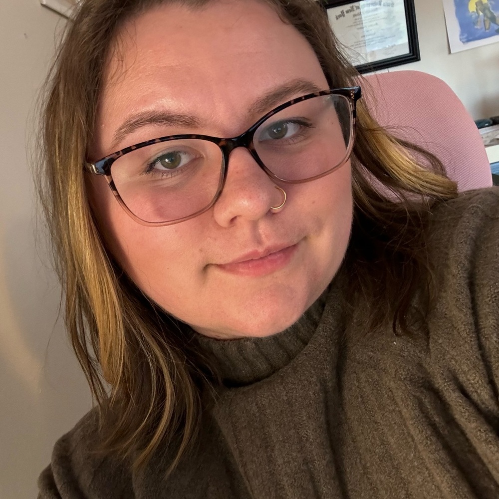 Meet your Posher, Khrystina